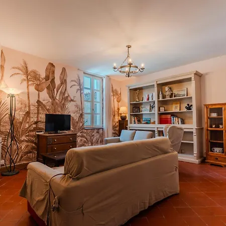 Clim-joyau Au Coeur De La Cite Medievale-ch Apartamento