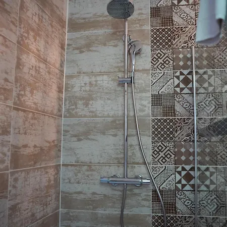 Clim-joyau Au Coeur De La Cite Medievale-ch Apartamento